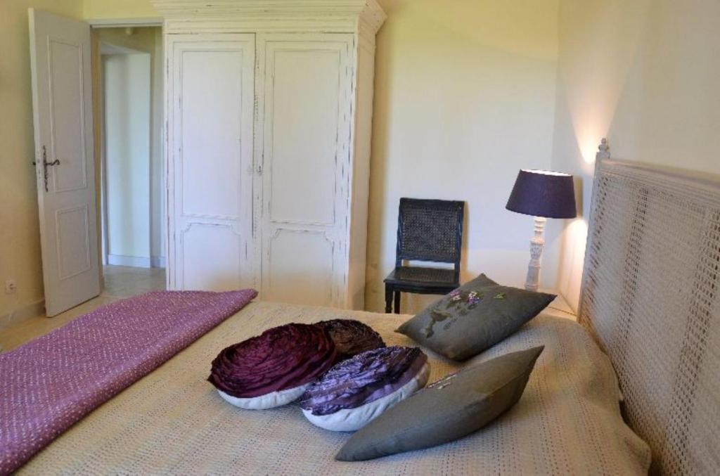 Mas Le 7 Bed & Breakfast Saint-Andiol Exterior photo